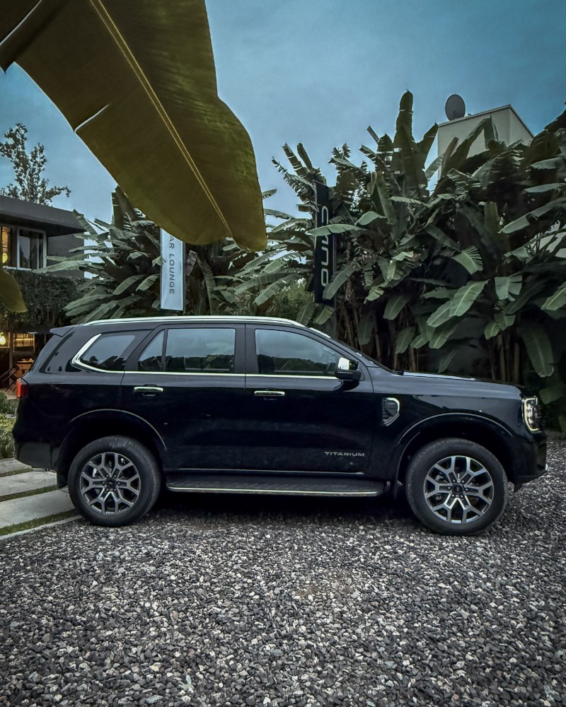 Ford EVEREST TITANIUM — foto 6